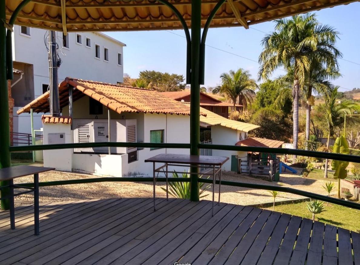 Hotel Fazenda Tucano Capim Branco Bagian luar foto